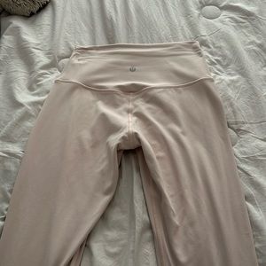 Lulu lemon light pink size 6 wunder under pants